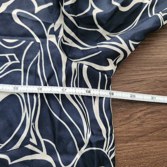 Weekend Max Mara Babila Silk-Twill Button Down Shirt M Designer Quiet Luxury - Picture 6 of 7